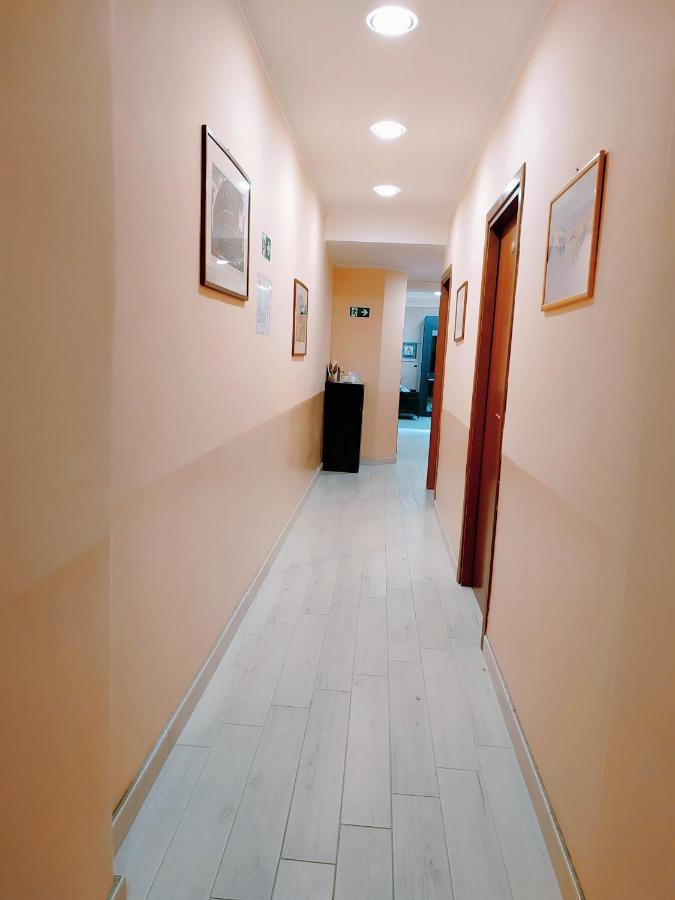 Hotel Everest 2*
